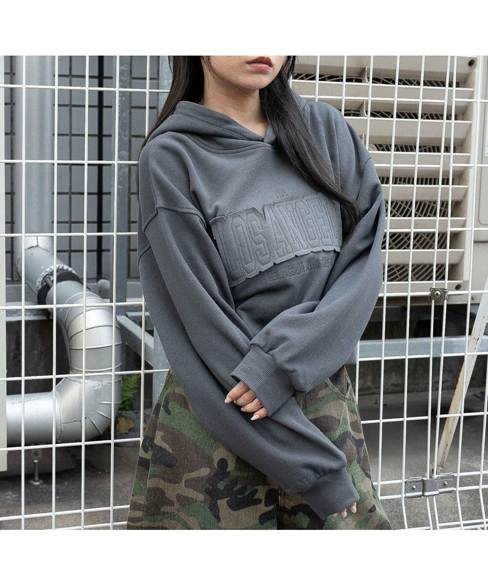 【ウィゴー/WEGO】のグラフィックショートパーカー インテリア・キッズ・メンズ・レディースファッション・服の通販 founy(ファニー) ファッション Fashion レディースファッション Fashion for Women トップス・カットソー Cut & Sew Tops レディースパーカー・カジュアルフーディー Casual Hoodies & Sweatshirts インナー Innerwear 秋 Autumn カーゴパンツ Cargo Pants, Utility Pants ガーリー Girly, Feminine Style キャップ Cap, Baseball Cap グラフィック Graphic, Graphic Design コンパクト Compact, Small Size ショート Short, Short Length スニーカー Sneakers, Trainers スマホ Smartphone, Mobile Device トレンド Trend, Trending Now バランス Balance, Style Balance パーカー Hoodie, Parka フェミニン Feminine, Girly フロント Front, Front Design プリント Print, Printed Pattern プリーツ Pleats, Pleated ルーズ Loose, Oversized 冬 Winter / This Winter A/W・秋冬 Autumn/Winter おすすめ Recommended / Our Picks ダークグレー|ID: prp329100004701817 ipo3291000000033949692