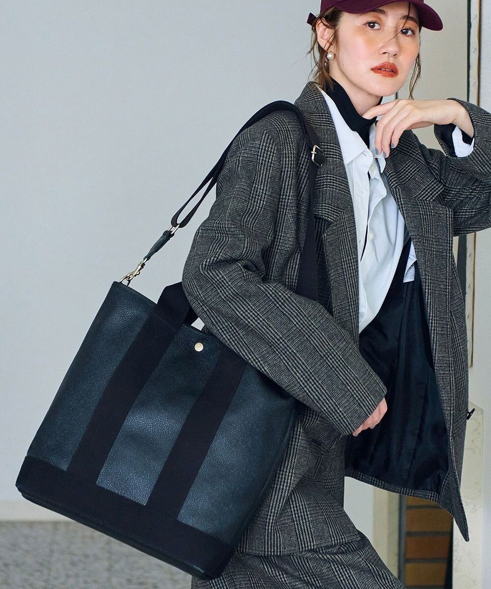 【トプカピ/TOPKAPI】の【Breath TOPKAPI】スコッチグレイン ネオレザー 縦型 A4 トート バッグ ショルダー付き L インテリア・キッズ・メンズ・レディースファッション・服の通販 founy(ファニー) 　ファッション　Fashion　レディースファッション　Fashion for Women　バッグ　Bags　クール　Cool, Chic　ショルダー　Shoulder, Shoulder Strap　トラベル　Travel, Travel Gear　トレンド　Trend, Trending Now　人気　Popular, Best Seller　ビーチ　Beach, Seaside　リゾート　Resort, Vacation Style　おすすめ　Recommended / Our Picks　ブラック|ID: prp329100004703682 ipo3291000000035928908