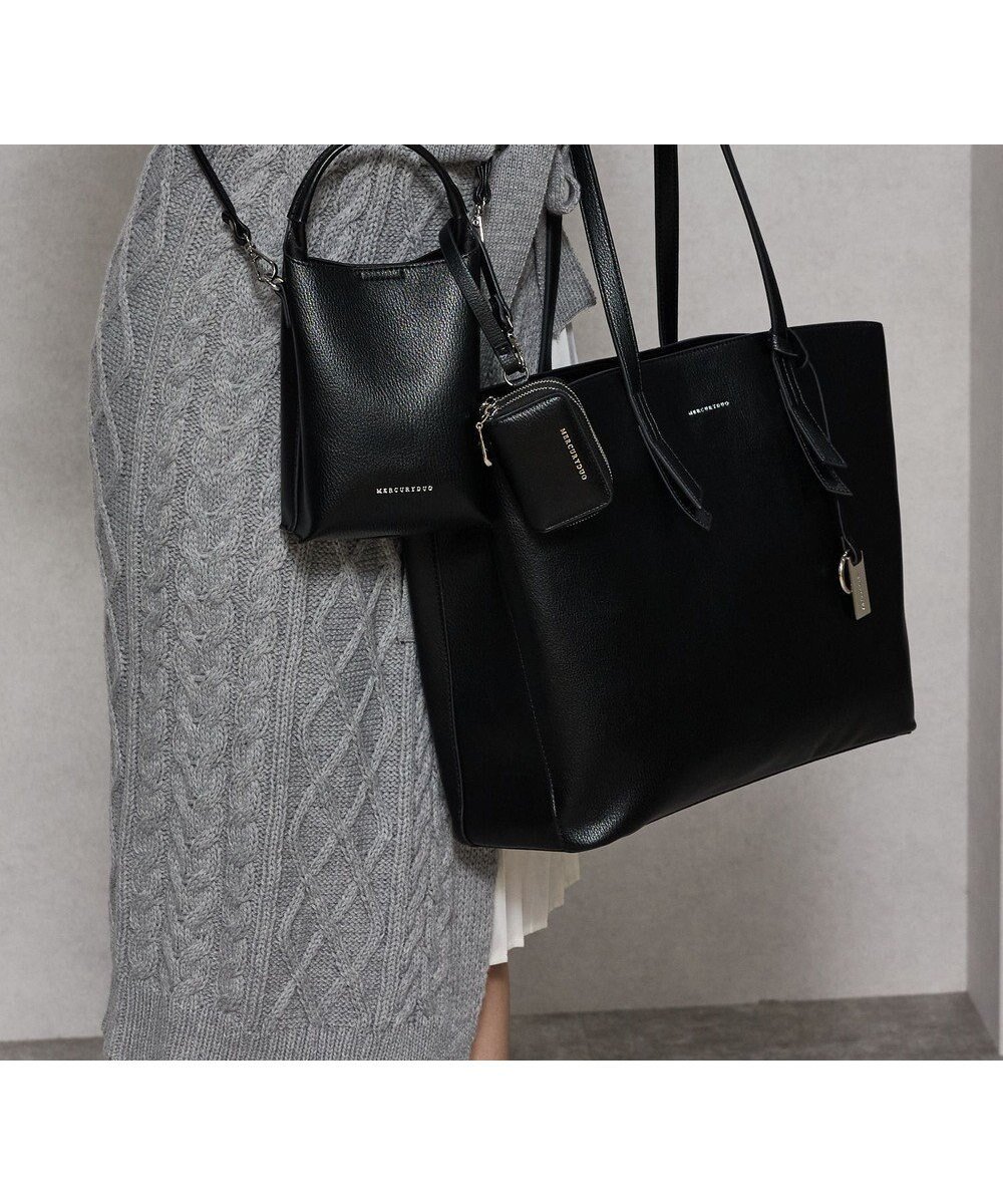 【スタイルコード/STYLE CODE】の【MERCURYDUO/マーキュリーデュオ】ラージトート スマートショルダー WFキーケース 三点セット インテリア・キッズ・メンズ・レディースファッション・服の通販 founy(ファニー) 　ファッション　Fashion　レディースファッション　Fashion for Women　バッグ　Bags　ショルダー　Shoulder, Shoulder Strap　シンプル　Simple, Minimal　スペシャル　Special, Limited Edition　スマート　Smart, Elegant　財布　Wallet, Purse　チェーン　Chain, Chain Strap　チャーム　Charm, Pendant　ポケット　Pocket, Pocket Detail　ラップ　Wrap, Wrap Design　リボン　Ribbon, Bow　エレガント 上品　Elegant　ビジネス 仕事 通勤　Business / Work / Commuting　ブラック|ID: prp329100004703722 ipo3291000000033966188