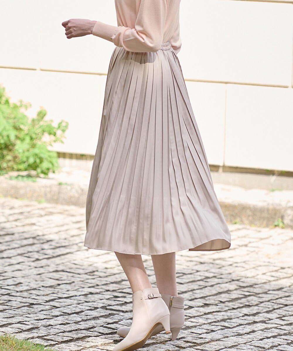 【エニィ スィス/any SiS】の【洗える】ブライトサテンプリーツ スカート 人気、トレンドファッション・服の通販 founy(ファニー) 　ファッション　Fashion　レディースファッション　Fashion for Women　スカート　Skirts　プリーツスカート / 上品フェミニンスタイル　Pleated Skirts　おすすめ　Recommended / Our Picks　シンプル　Simple, Minimal　ジョーゼット　Georgette, Semi-Sheer Fabric　プリーツ　Pleats, Pleated　エレガント 上品　Elegant　楽ちん　Easy Fit, Comfortable　洗える　Machine Washable　A/W・秋冬　Autumn/Winter　ビジネス 仕事 通勤　Business / Work / Commuting　 other-1|ID: prp329100004704741 ipo3291000000033974386