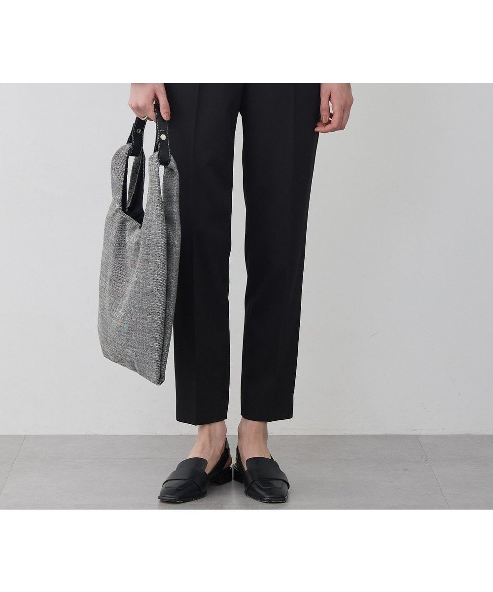 【アイシービー/iCB】の【CLASSY.掲載・裏起毛】 ウォームサテン スティックパンツ インテリア・キッズ・メンズ・レディースファッション・服の通販 founy(ファニー) 　雑誌掲載アイテム　Magazine Picks & Fashion Features　ファッション雑誌　Fashion Magazines　クラッシィ　CLASSY.　ファッション　Fashion　レディースファッション　Fashion for Women　パンツ　Pants & Trousers　ウォーム　Warm Fabric　カットソー　Cut and Sewn Top　カーディガン　Cardigan, Knitwear　サテン　Satin, Glossy Fabric　ストレッチ　Stretch, Stretchy Fabric　ストレート　Straight, Straight Cut　セットアップ　Set-Up, Coordinated Outfit　センター　Center, Center Line　雑誌　Magazine, Fashion Magazine　2月号　February Issue, Feb. Edition　フォルム　Silhouette, Form　リラックス　Relax, Relaxed Fit　ワイド　Wide, Wide Fit　A/W・秋冬　Autumn/Winter　おすすめ　Recommended / Our Picks　旅行　Travel　ビジネス 仕事 通勤　Business / Work / Commuting　2025年　2025　2025-2026秋冬・A/W　Autumn/Winter 2025–26 AW25–26　ブラック系|ID: prp329100004704765 ipo3291000000035569246