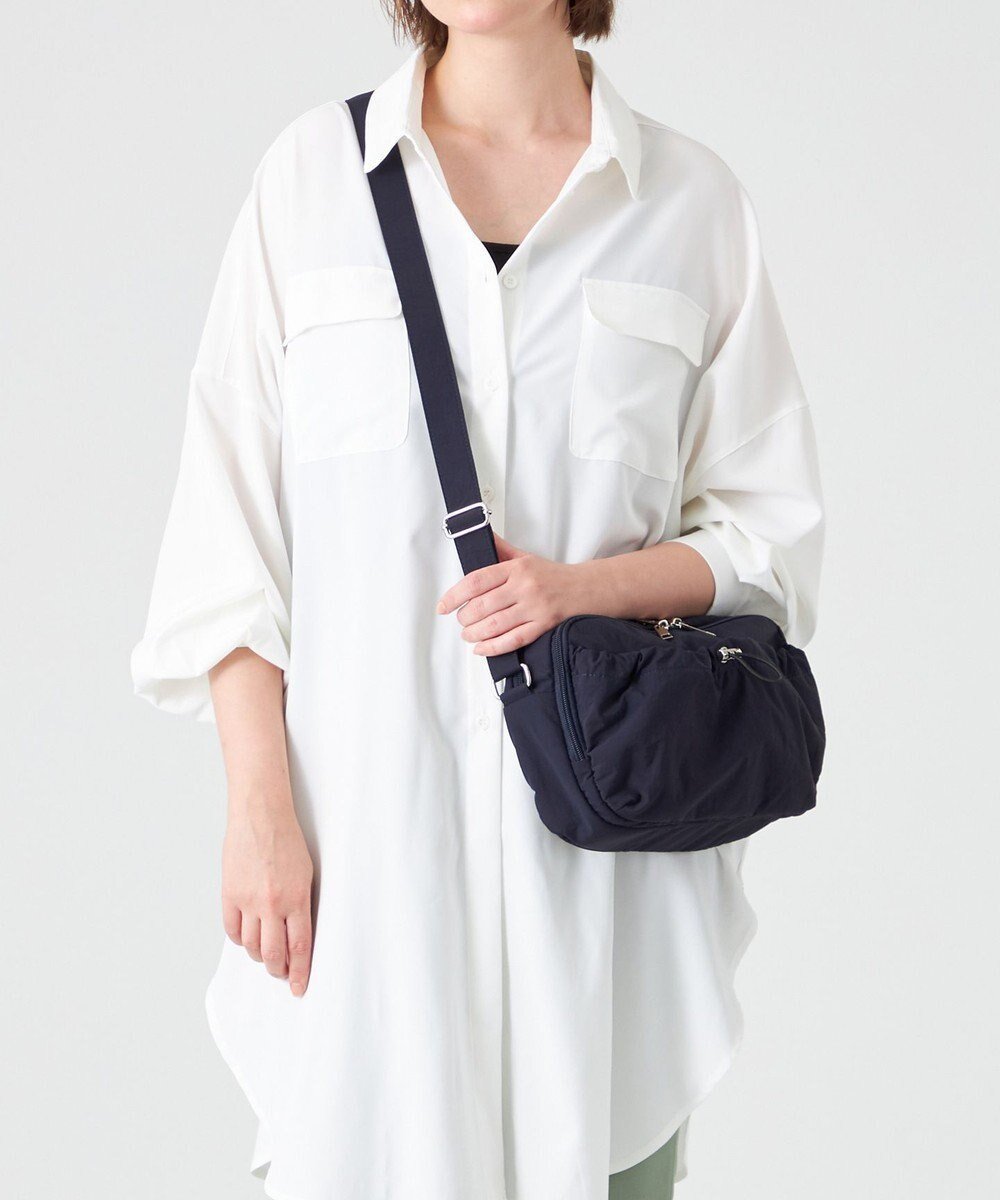 【ラ バガジェリー/LA BAGAGERIE】の【MONICA】クリンクルナイロン ドロストショルダーバッグ インテリア・キッズ・メンズ・レディースファッション・服の通販 founy(ファニー) ファッション Fashion レディースファッション Fashion for Women バッグ Bags ハンカチ Handkerchief, Hanky フロント Front, Front Design ポケット Pocket, Pocket Detail ポーチ Pouch, Small Case マグネット Magnet, Magnetic Closure ラップ Wrap, Wrap Design 財布 Wallet, Purse ネイビー|ID: prp329100004704791 ipo3291000000033974667