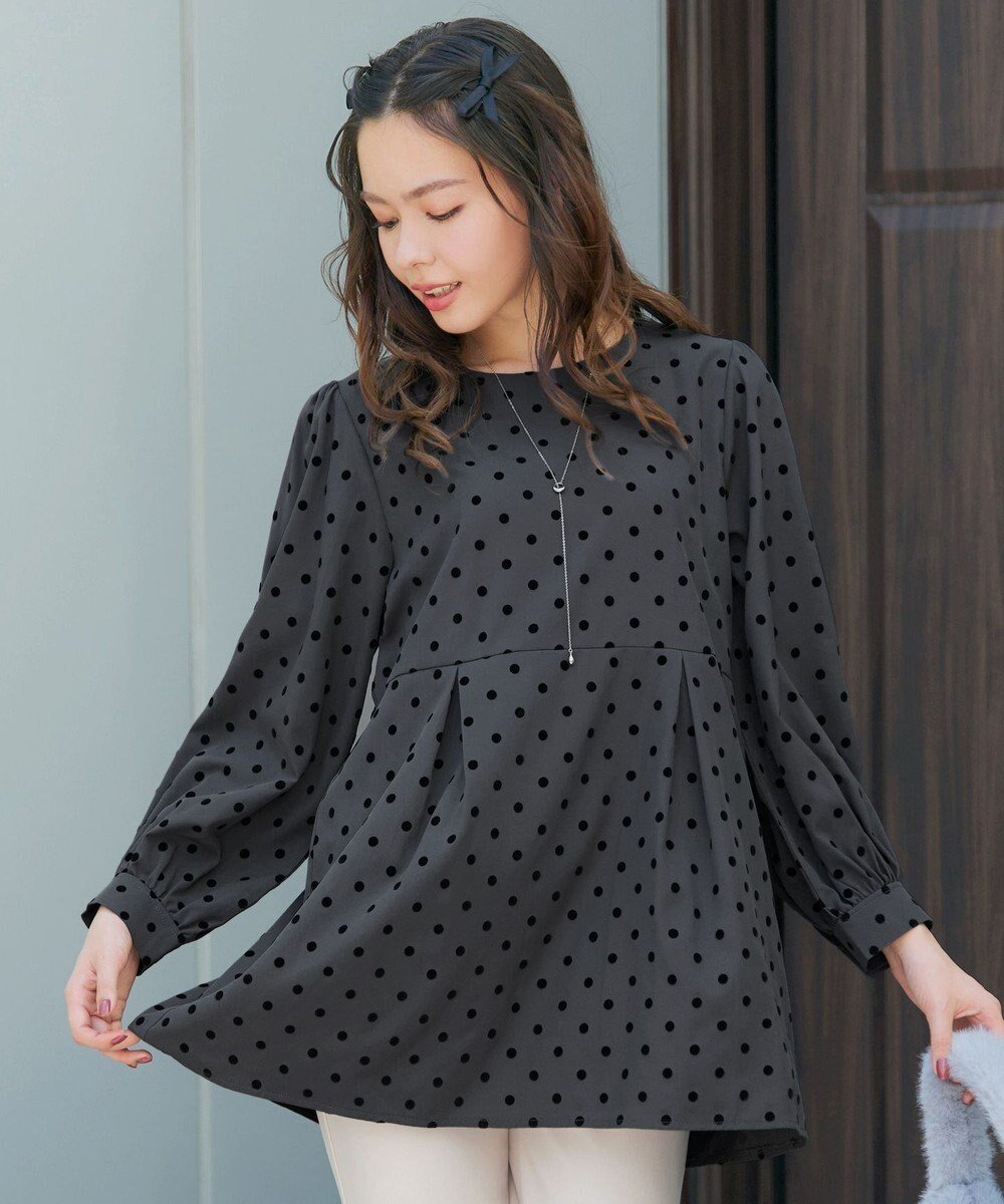 【ティアクラッセ/Tiaclasse】の【洗える】フロッキードットチュニック 人気、トレンドファッション・服の通販 founy(ファニー) ファッション Fashion レディースファッション Fashion for Women トップス・カットソー Cut & Sew Tops シャツ・ブラウス・オフィスカジュアル Elegant Blouses & Button-Ups アクセサリー Fashion Accessories 洗える Machine Washable 切替 Switching, Contrast Panel シューズ Shoes, Footwear スリーブ Sleeve, Long Sleeve / Short Sleeve チュニック Tunic, Long Top トレンド Trend, Trending Now ドット Polka Dot, Dot Pattern パール Pearl, Pearl Accent フェミニン Feminine, Girly ラウンド Round, Round Neck A/W・秋冬 Autumn/Winter 再入荷 Restock / Back in Stock エレガント 上品 Elegant 新作・新入荷 New Arrivals / New In other-1|ID: prp329100004704800 ipo3291000000034270959