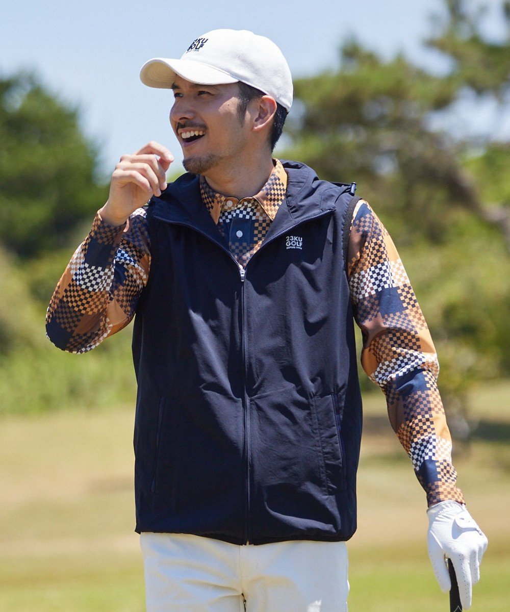 【23区 ゴルフ/23区GOLF / MEN】の【MEN】【撥水・ストレッチ】ライトフード ベスト 軽くて蒸れにくい 急な小雨も怖くない インテリア・キッズ・メンズ・レディースファッション・服の通販 founy(ファニー) 　ファッション　Fashion　メンズファッション　Fashion for Men　トップス・カットソー　Cut & Sew Tops　ベスト・ジレ　Vests & Gilets　クール　Cool, Chic　ジップ　Zip, Zipper　ストレッチ　Stretch, Stretchy Fabric　タフタ　Taffeta, Structured Fabric　ベスト　Vest, Waistcoat　ポケット　Pocket, Pocket Detail　A/W・秋冬　Autumn/Winter　ネイビー系|ID: prp329100004705802 ipo3291000000033985255