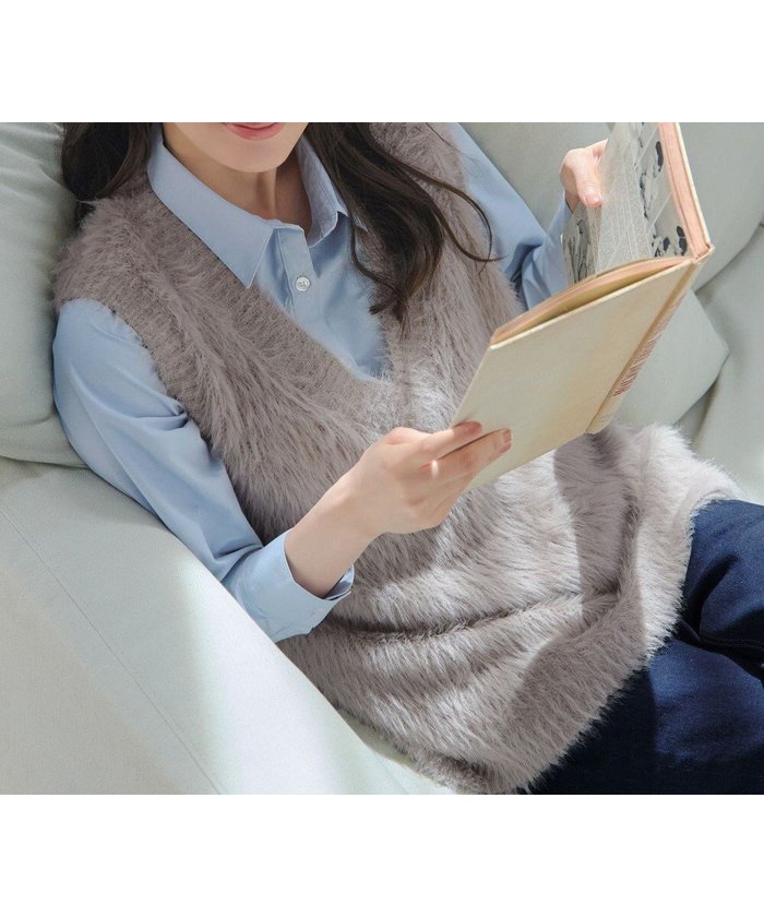 【ティアクラッセ/Tiaclasse】のフェザーニットベスト インテリア・キッズ・メンズ・レディースファッション・服の通販 founy(ファニー) https://founy.com/ ファッション Fashion レディースファッション Fashion for Women アウター Coat / Outerwear Collection トップス・カットソー Cut & Sew Tops ニット Knit Tops & Sweaters ベスト&ジレ / 重ね着スタイル Vests & Gilets アクセサリー Fashion Accessories 洗える Machine Washable 秋 Autumn シューズ Shoes, Footwear チュニック Tunic, Long Top ノースリーブ Sleeveless, No-Sleeve フェザー Feather, Feather Detail ベスト Vest, Waistcoat ベーシック Basic, Essential ポケット Pocket, Pocket Detail 冬 Winter / This Winter A/W・秋冬 Autumn/Winter 再入荷 Restock / Back in Stock エレガント 上品 Elegant 新作・新入荷 New Arrivals / New In |ID: prp329100004705881 ipo3291000000033985621