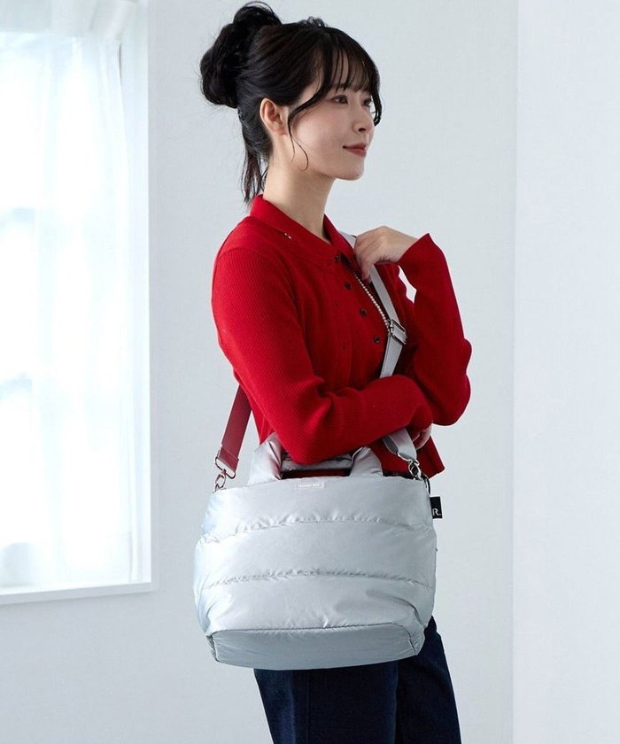 【ルートート/ROOTOTE】の3683【弾む軽さフェザールー】FE.デリ.モダーン-A インテリア・キッズ・メンズ・レディースファッション・服の通販 founy(ファニー) https://founy.com/ ファッション Fashion レディースファッション Fashion for Women カメラ Camera Accessories キルティング Quilted, Quilting ショルダー Shoulder, Shoulder Strap シルバー Silver, Metallic Silver シンプル Simple, Minimal スタイリッシュ Stylish, Fashionable ストール Stole, Wrap スマート Smart, Elegant 財布 Wallet, Purse ダウン Down, Puffer フィット Fit, Slim Fit フェザー Feather, Feather Detail フォルム Silhouette, Form プリント Print, Printed Pattern ボンディング Bonding, Bonded Fabric ポケット Pocket, Pocket Detail ポーチ Pouch, Small Case ランダム Random, Irregular リップ Lip, Lip Motif 新作・新入荷 New Arrivals / New In ビジネス 仕事 通勤 Business / Work / Commuting |ID: prp329100004705890 ipo3291000000033985661