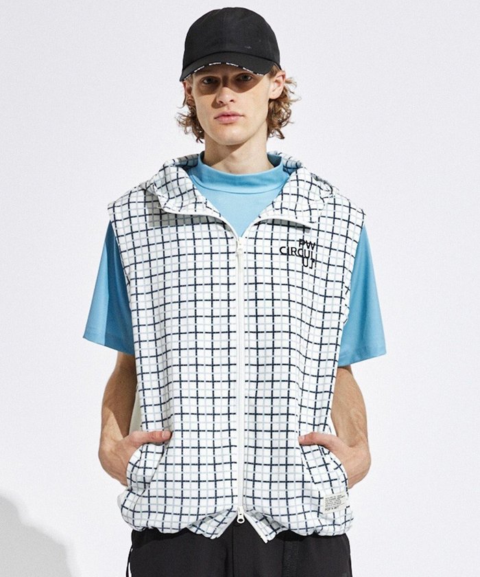 【ピーダブリュサーキュラス/PW CIRCULUS / MEN】の【袖2WAY】【MEN】プリント デタッチャブル アノラック インテリア・キッズ・メンズ・レディースファッション・服の通販 founy(ファニー) https://founy.com/ ファッション Fashion メンズファッション Fashion for Men アウター Men's Coats Outerwear ブルゾンジャケット / カジュアルアウター Bomber Jackets & Blousons 2024年 2024 2024春夏・S/S Spring/Summer 2024 SS24 キャラクター Character, Licensed Characters グラフィック Graphic, Graphic Design ジャケット Jacket, Outerwear チェック Check, Plaid, Tartan ブルゾン Blouson, Bomber Jacket プリント Print, Printed Pattern ベスト Vest, Waistcoat 夏 Summer 春 Spring S/S・春夏 SS, Spring/Summer, Warm Season 防寒 Cold Protection, Winter-Ready |ID: prp329100004706865 ipo3291000000033995421