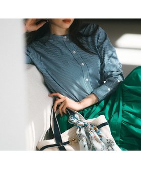 【23区/NIJYUSANKU】 【Oggi4月号掲載/洗える】CANCLINI バンドカラー シャツ人気、トレンドファッション・服の通販 founy(ファニー) 雑誌掲載アイテム Magazine Picks & Fashion Features ファッション雑誌 Fashion Magazines オッジ Oggi ファッション Fashion レディースファッション Fashion for Women トップス・カットソー Cut & Sew Tops シャツ・ブラウス・オフィスカジュアル Elegant Blouses & Button-Ups イタリア Italy インナー Innerwear 春 Spring 洗える Machine Washable クラシック Classic, Timeless Style クロップド Cropped, Short Length 4月号 April Issue シンプル Simple, Minimal スキッパー Skipper, Open Collar ストライプ Stripe, Striped Pattern スリーブ Sleeve, Long Sleeve / Short Sleeve 雑誌 Magazine, Fashion Magazine ダブル Double, Double-Breasted デニム Denim, Jeans Material 定番 Standard, Basic Item バランス Balance, Style Balance ベーシック Basic, Essential ミラノ Milano Style, Italian-Inspired 無地 Plain, Solid Color ラベンダー Lavender S/S・春夏 SS, Spring/Summer, Warm Season 夏 Summer 2024年 2024 |ID:prp329100004706945