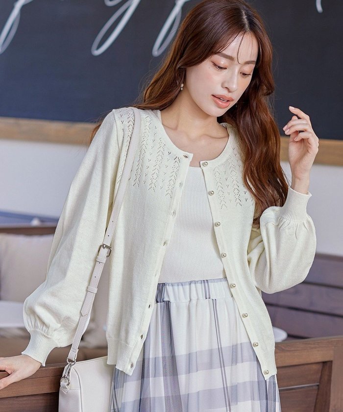 【ティアクラッセ/Tiaclasse】の【洗える】透かし柄ニットコンビカーディガン インテリア・キッズ・メンズ・レディースファッション・服の通販 founy(ファニー) https://founy.com/ ファッション Fashion レディースファッション Fashion for Women トップス・カットソー Cut & Sew Tops ニット Knit Tops & Sweaters カーディガン・羽織り Layered Style Cardigans アクセサリー Fashion Accessories ウォッシャブル Machine Washable 春 Spring 洗える Machine Washable 秋 Autumn カーディガン Cardigan, Knitwear サマー Summer, Summer Style 透かし Cut-Out, Lacework チュニック Tunic, Long Top パール Pearl, Pearl Accent フェミニン Feminine, Girly ポケット Pocket, Pocket Detail ラウンド Round, Round Neck S/S・春夏 SS, Spring/Summer, Warm Season 再入荷 Restock / Back in Stock 夏 Summer 新作・新入荷 New Arrivals / New In ビジネス 仕事 通勤 Business / Work / Commuting |ID: prp329100004706987 ipo3291000000034202719