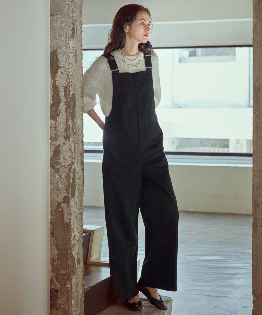 【23区/NIJYUSANKU】の【SLOW/一部店舗限定】SLOW DENIM サロペット インテリア・キッズ・メンズ・レディースファッション・服の通販 founy(ファニー) 　ファッション　Fashion　レディースファッション　Fashion for Women　ワンピース　Dresses　オールインワン・ワンピース　Dresses and Jumpsuits　サロペット&オールインワン　Dungarees & Jumpsuit Styles　インナー　Innerwear　カットオフ　Cut-Off Design　サロペット　Overalls, Salopette　ストレッチ　Stretch, Stretchy Fabric　ストレート　Straight, Straight Cut　センター　Center, Center Line　デニム　Denim, Jeans Material　ワイド　Wide, Wide Fit　A/W・秋冬　Autumn/Winter　2023年　2023　2023-2024秋冬・A/W　Autumn/Winter 2023–24 AW23–24　ブラック系|ID: prp329100004708051 ipo3291000000034005426