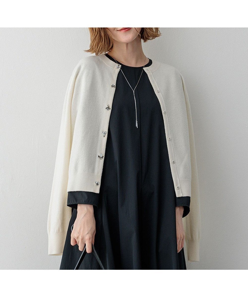 【23区/NIJYUSANKU】のビジューニット カーディガン 人気、トレンドファッション・服の通販 founy(ファニー) ファッション Fashion レディースファッション Fashion for Women トップス・カットソー Cut & Sew Tops ニット Knit Tops & Sweaters カーディガン・羽織り Layered Style Cardigans カーディガン Cardigan, Knitwear なめらか Smooth, Silky Texture ビジュー Bijou, Jewel-like Accent フェルト Felt, Felt Fabric ベーシック Basic, Essential ラグジュアリー Luxury, Elegant A/W・秋冬 Autumn/Winter 冬 Winter / This Winter おすすめ Recommended / Our Picks 2024年 2024 エレガント 上品 Elegant 2024-2025秋冬・A/W Autumn/Winter 2024–25 AW24–25 other-1|ID: prp329100004708227 ipo3291000000034297561