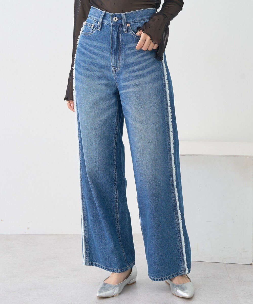 【アースミュージックアンドエコロジー/earth music&ecology】のワイドフリンジデニムパンツ インテリア・キッズ・メンズ・レディースファッション・服の通販 founy(ファニー) 　ファッション　Fashion　レディースファッション　Fashion for Women　パンツ　Pants & Trousers　デニムパンツ・ジーンズ・美脚デニム　Denim Jeans & Pants　おすすめ　Recommended / Our Picks　デニム　Denim, Jeans Material　トレンド　Trend, Trending Now　バランス　Balance, Style Balance　フォルム　Silhouette, Form　ポケット　Pocket, Pocket Detail　今季　This Season, Current Season　A/W・秋冬　Autumn/Winter　Indigo|ID: prp329100004708256 ipo3291000000034006359