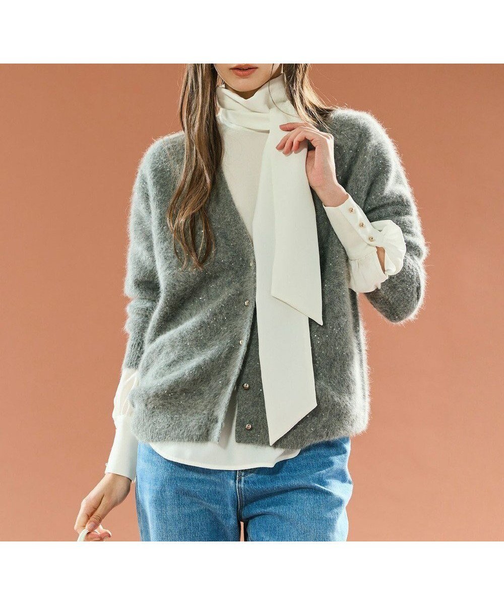 【ベイジ,/BEIGE,】のAMARILLO / スパンコールフォックスニットカーディガン インテリア・キッズ・メンズ・レディースファッション・服の通販 founy(ファニー) ファッション Fashion レディースファッション Fashion for Women トップス・カットソー Cut & Sew Tops ニット Knit Tops & Sweaters カーディガン・羽織り Layered Style Cardigans インナー Innerwear カーディガン Cardigan, Knitwear シンプル Simple, Minimal スパンコール Sequins, Sequin Embellishment セーター Sweater, Knitwear ダウン Down, Puffer デニム Denim, Jeans Material フォックス Fox, Fox Fur メタル Metal, Metal Parts ラグジュアリー Luxury, Elegant エレガント 上品 Elegant A/W・秋冬 Autumn/Winter M.Gray|ID: prp329100004708281 ipo3291000000034006504