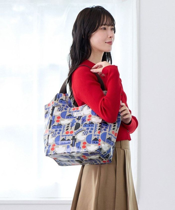 【ルートート/ROOTOTE】の3612【ラミネート加工】EU.ラウンド.ラミネート-U インテリア・キッズ・メンズ・レディースファッション・服の通販 founy(ファニー) https://founy.com/ ファッション Fashion レディースファッション Fashion for Women バッグ Bags カメラ Camera Accessories ネコ Cat, Feline Motif パターン Pattern, Design Print プリント Print, Printed Pattern ボックス Boxy, Box Shape ポケット Pocket, Pocket Detail ポーチ Pouch, Small Case モチーフ Motif, Design Theme ラウンド Round, Round Neck ランダム Random, Irregular 新作・新入荷 New Arrivals / New In |ID: prp329100004708294 ipo3291000000034006544