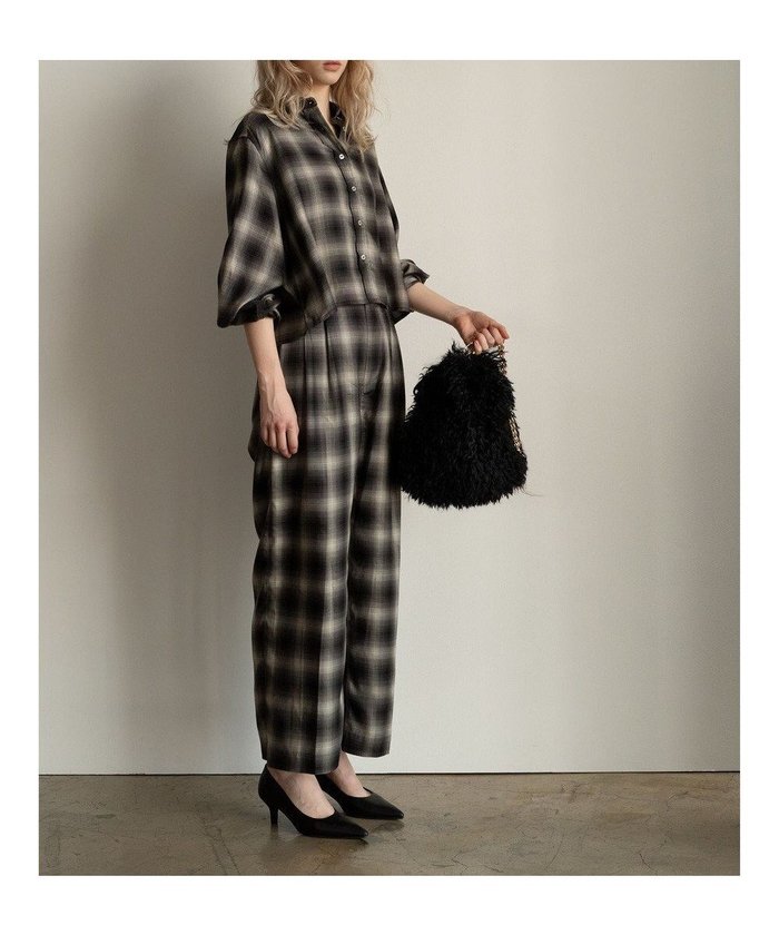 【テチチ/Te chichi】のチェックショートシャツ(セットアップ可)《2025Autumn catalog item》 インテリア・キッズ・メンズ・レディースファッション・服の通販 founy(ファニー) https://founy.com/ ファッション Fashion レディースファッション Fashion for Women トップス・カットソー Cut & Sew Tops シャツ・ブラウス・オフィスカジュアル Elegant Blouses & Button-Ups セットアップ Matching Sets レディーストップス・ブラウス Tops & Blouses / Assorted Women's Tops 新作・新入荷 New Arrivals / New In 2025年 2025 2025-2026秋冬・A/W Autumn/Winter 2025–26 AW25–26 インナー Innerwear ショート Short, Short Length セットアップ Set-Up, Coordinated Outfit チェック Check, Plaid, Tartan 夏 Summer S/S・春夏 SS, Spring/Summer, Warm Season A/W・秋冬 Autumn/Winter 雑誌 Magazine, Fashion Magazine |ID: prp329100004708374 ipo3291000000034006821