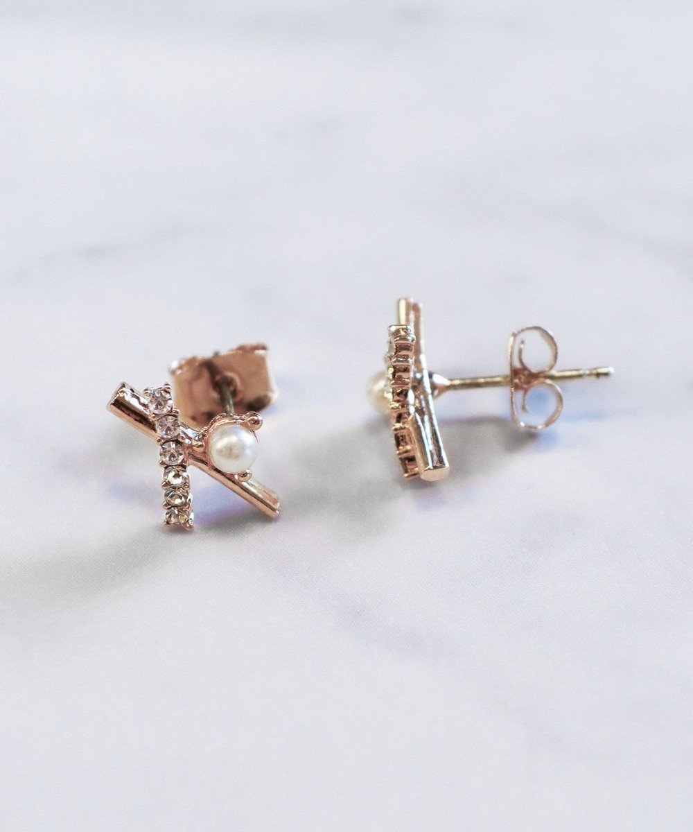 【ティアクラッセ/Tiaclasse】の【安田美沙子さん着用・金属アレルギー対応】パール付きクロスピアス/イヤリング インテリア・キッズ・メンズ・レディースファッション・服の通販 founy(ファニー) ファッション Fashion レディースファッション Fashion for Women ジュエリー Jewelry ファッションリング Fashion Rings イヤリング・フープ・ドロップタイプ Hoop, Drop & Clip Earrings アクセサリー Fashion Accessories イヤリング Earrings 春 Spring 秋 Autumn ガラス Glass, Glassware クリスタル Crystal, Swarovski シューズ Shoes, Footwear シルバー Silver, Metallic Silver シンプル Simple, Minimal ストーン Stone, Gem-Like パール Pearl, Pearl Accent ビジュー Bijou, Jewel-like Accent フォーマル Formal, Dressy ベーシック Basic, Essential メタル Metal, Metal Parts 冬 Winter / This Winter 再入荷 Restock / Back in Stock おすすめ Recommended / Our Picks 夏 Summer エレガント 上品 Elegant ギフト プレゼント Gift / Present 入学式 Entrance Ceremony 新作・新入荷 New Arrivals / New In ピアス:ピンクゴールド|ID: prp329100004708396 ipo3291000000035594736