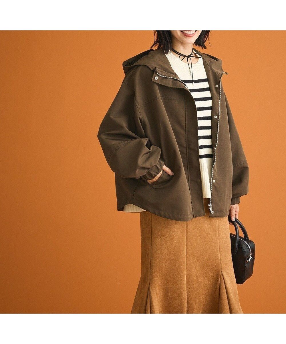 【グリーンパークス/Green Parks】の・ELENCARE DUE マウンテンパーカー インテリア・キッズ・メンズ・レディースファッション・服の通販 founy(ファニー) ファッション Fashion レディースファッション Fashion for Women アウター Coat / Outerwear Collection レディースジャケット・軽アウター Jackets シャーリング Shirring, Ruched シンプル Simple, Minimal ジップアップ Zip-Up, Full Zip ジャケット Jacket, Outerwear スリーブ Sleeve, Long Sleeve / Short Sleeve パーカー Hoodie, Parka フォルム Silhouette, Form ポケット Pocket, Pocket Detail A/W・秋冬 Autumn/Winter 軽量 Lightweight, Ultra Light Khaki|ID: prp329100004708422 ipo3291000000034006973