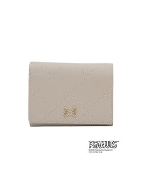 【クレイサス/CLATHAS】のCLATHAS×PEANUTS 二つ折り財布 人気、トレンドファッション・服の通販 founy(ファニー) ファッション Fashion レディースファッション Fashion for Women ミニ財布・二つ折り財布 Wallets & Card Cases おすすめ Recommended / Our Picks エレガント 上品 Elegant キャラクター Character, Licensed Characters キルティング Quilted, Quilting コレクション Collection, Seasonal Line フロント Front, Front Design モチーフ Motif, Design Theme リボン Ribbon, Bow 財布 Wallet, Purse |ID:prp329100004708452