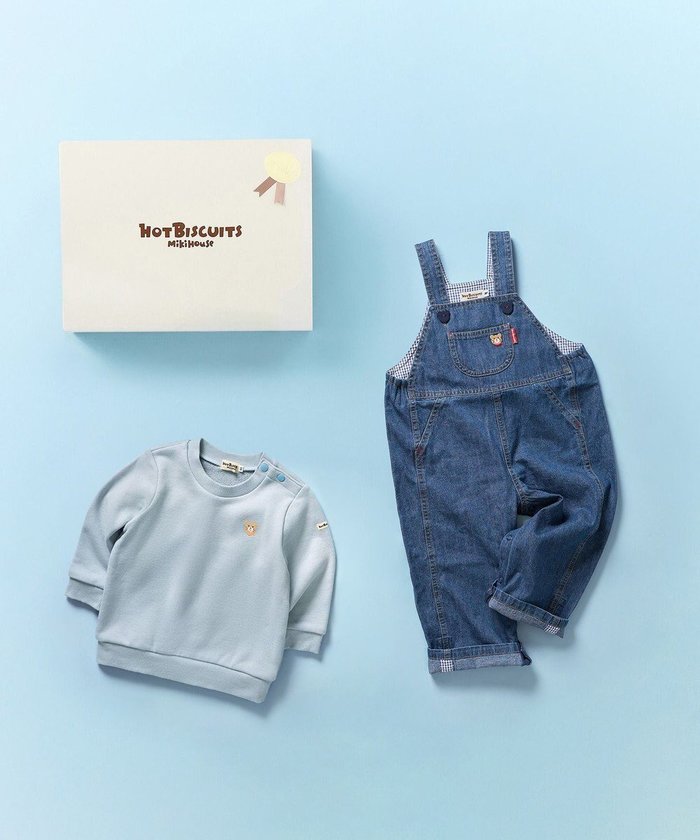 【ミキハウスホットビスケッツ/MIKI HOUSE HOT BISCUITS / KIDS】のワンポイントデニムオーバーオール&ワンポイントトレーナーギフトセット【BOX付き】 インテリア・キッズ・メンズ・レディースファッション・服の通販 founy(ファニー) https://founy.com/ ファッション Fashion キッズファッション Fashion for Kids おすすめ Recommended / Our Picks インナー Innerwear ギフト プレゼント Gift / Present シンプル Simple, Minimal デニム Denim, Jeans Material トレーナー Sweatshirt, Trainer ベビー Baby, Babywear ポケット Pocket, Pocket Detail モチーフ Motif, Design Theme ワンポイント One Point, Statement Accent |ID: prp329100004709474 ipo3291000000034017517