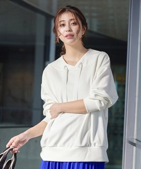 【ティアクラッセ/Tiaclasse】の【洗える】フード風ダイバートップス 人気、トレンドファッション・服の通販 founy(ファニー) ファッション Fashion レディースファッション Fashion for Women トップス・カットソー Cut & Sew Tops アクセサリー Fashion Accessories 春 Spring 洗える Machine Washable 秋 Autumn カーディガン Cardigan, Knitwear シルバー Silver, Metallic Silver チュニック Tunic, Long Top パーカー Hoodie, Parka ビッグ Big, Oversized ポケット Pocket, Pocket Detail 冬 Winter / This Winter A/W・秋冬 Autumn/Winter S/S・春夏 SS, Spring/Summer, Warm Season 再入荷 Restock / Back in Stock おすすめ Recommended / Our Picks 夏 Summer 新作・新入荷 New Arrivals / New In |ID:prp329100004709573