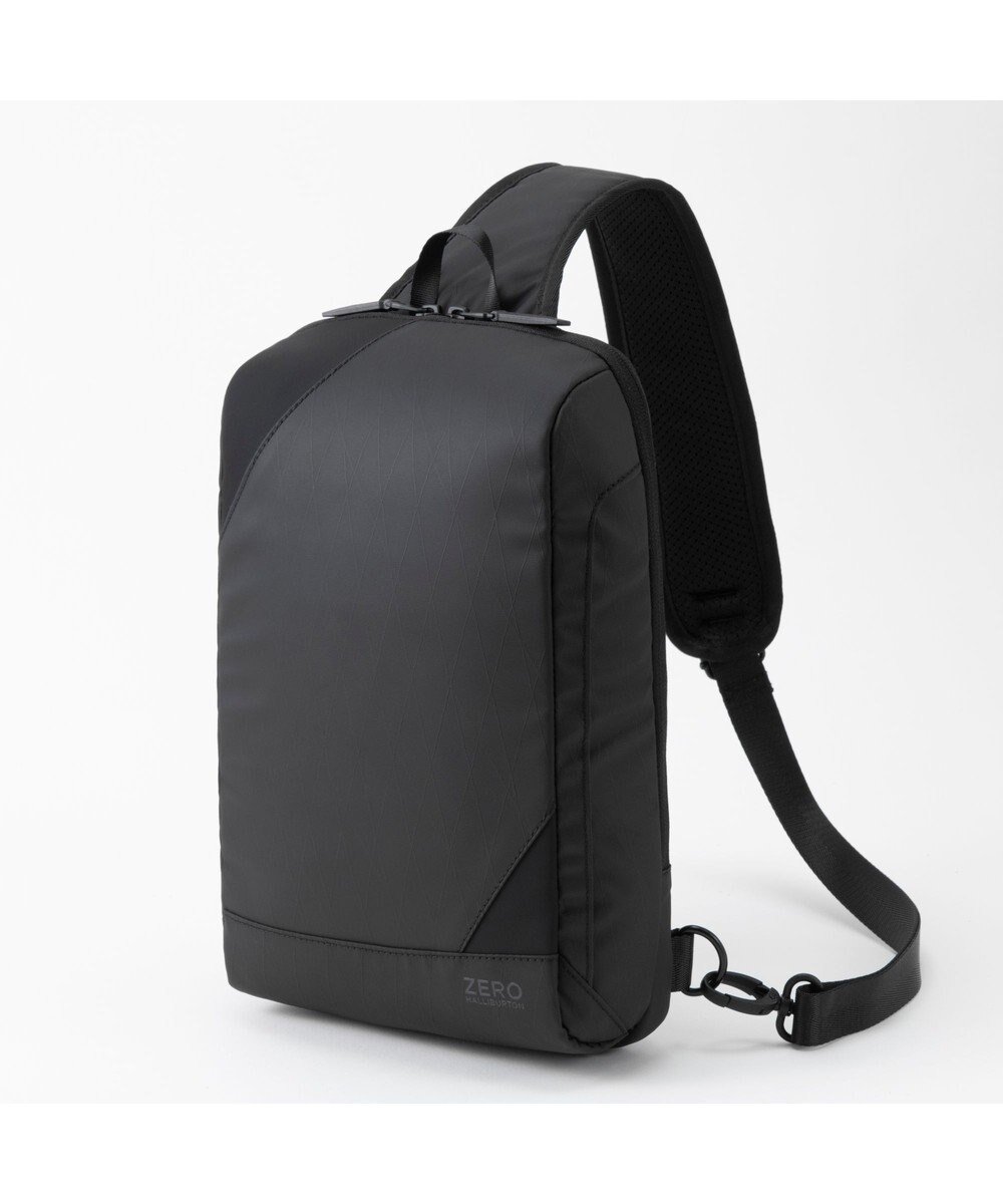 【ゼロハリバートン/ZERO HALLIBURTON / MEN】のレキシントン2 ボディバッグ 81473 インテリア・キッズ・メンズ・レディースファッション・服の通販 founy(ファニー) 　ファッション　Fashion　メンズファッション　Fashion for Men　バッグ　Bags　クッション　Cushion, Throw Pillow　コーティング　Coating, Coated Finish　軽量　Lightweight, Ultra Light　シンプル　Simple, Minimal　スタイリッシュ　Stylish, Fashionable　プリント　Print, Printed Pattern　ポーチ　Pouch, Small Case　メッシュ　Mesh, Net Fabric　メンズ　Men's, Menswear　無地　Plain, Solid Color　再入荷　Restock / Back in Stock　旅行　Travel　ゴルフ　Golf　ビジネス 仕事 通勤　Business / Work / Commuting　ブラック|ID: prp329100004710920 ipo3291000000034605766