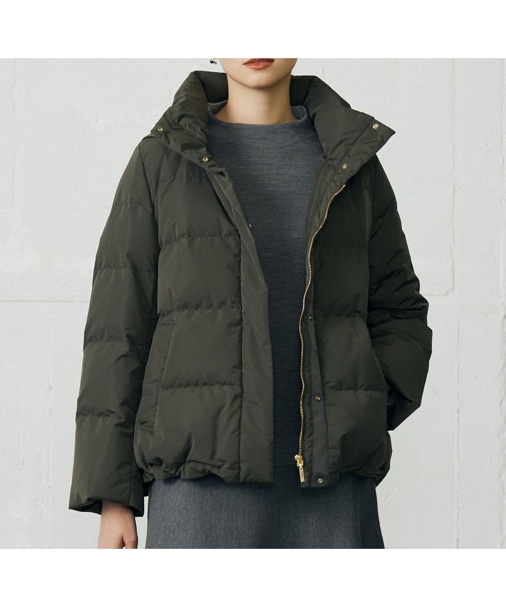 【自由区/JIYU-KU】の【WEB限定カラーあり・SHIHOさん着用】マイクロタッサーダウン コートⅡ インテリア・キッズ・メンズ・レディースファッション・服の通販 founy(ファニー) ファッション Fashion レディースファッション Fashion for Women アウター Coat / Outerwear Collection コート・ロングコート・ピーコート Long Coats, Peacoats & More レディースジャケット・軽アウター Jackets ダウンジャケット・軽量ダウン Warm & Lightweight Down Jackets ショート Short, Short Length ジャケット Jacket, Outerwear スタンド Stand Collar, Upright Stand ダウン Down, Puffer 定番 Standard, Basic Item バランス Balance, Style Balance ボトム Bottoms, Lower Wear ポケット Pocket, Pocket Detail A/W・秋冬 Autumn/Winter カーキ|ID: prp329100004710952 ipo3291000000034029041