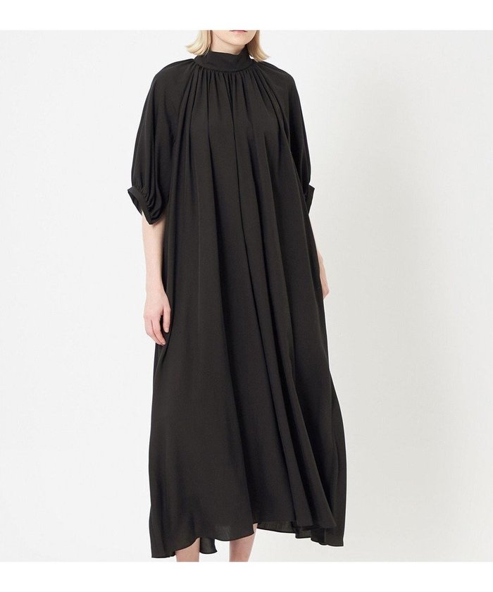 【ベイジ,/BEIGE,】の【WEB限定】JASPE / ギャザーワンピース インテリア・キッズ・メンズ・レディースファッション・服の通販 founy(ファニー) https://founy.com/ ファッション Fashion レディースファッション Fashion for Women ワンピース Dresses 春 Spring カフス Cuff Design キュプラ Cupro, Eco Fabric ギャザー Gathered, Ruffled スリーブ Sleeve, Long Sleeve / Short Sleeve ドレス Dress, One-Piece ドレープ Drape, Draping Fabric ハイネック High Neck, Mock Neck フォルム Silhouette, Form フラット Flat, Flat Shoes ヘムライン Hemline, Bottom Cut マキシ Maxi, Full Length リゾート Resort, Vacation Style S/S・春夏 SS, Spring/Summer, Warm Season おすすめ Recommended / Our Picks 夏 Summer エレガント 上品 Elegant |ID: prp329100004714186 ipo3291000000034058142