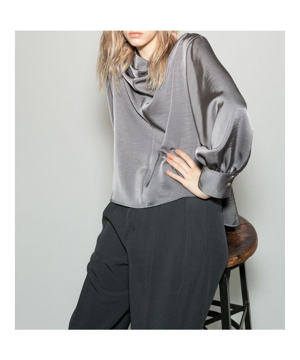 【テチチ/Te chichi】のドレープネックブラウス《2025Autumn catalog vol.2 item》 インテリア・キッズ・メンズ・レディースファッション・服の通販 founy(ファニー) ファッション Fashion レディースファッション Fashion for Women トップス・カットソー Cut & Sew Tops シャツ・ブラウス・オフィスカジュアル Elegant Blouses & Button-Ups 2025年 2025 2025-2026秋冬・A/W Autumn/Winter 2025–26 AW25–26 おすすめ Recommended / Our Picks サテン Satin, Glossy Fabric ラグジュアリー Luxury, Elegant ワイド Wide, Wide Fit 夏 Summer S/S・春夏 SS, Spring/Summer, Warm Season A/W・秋冬 Autumn/Winter グレー|ID: prp329100004714229 ipo3291000000034058330