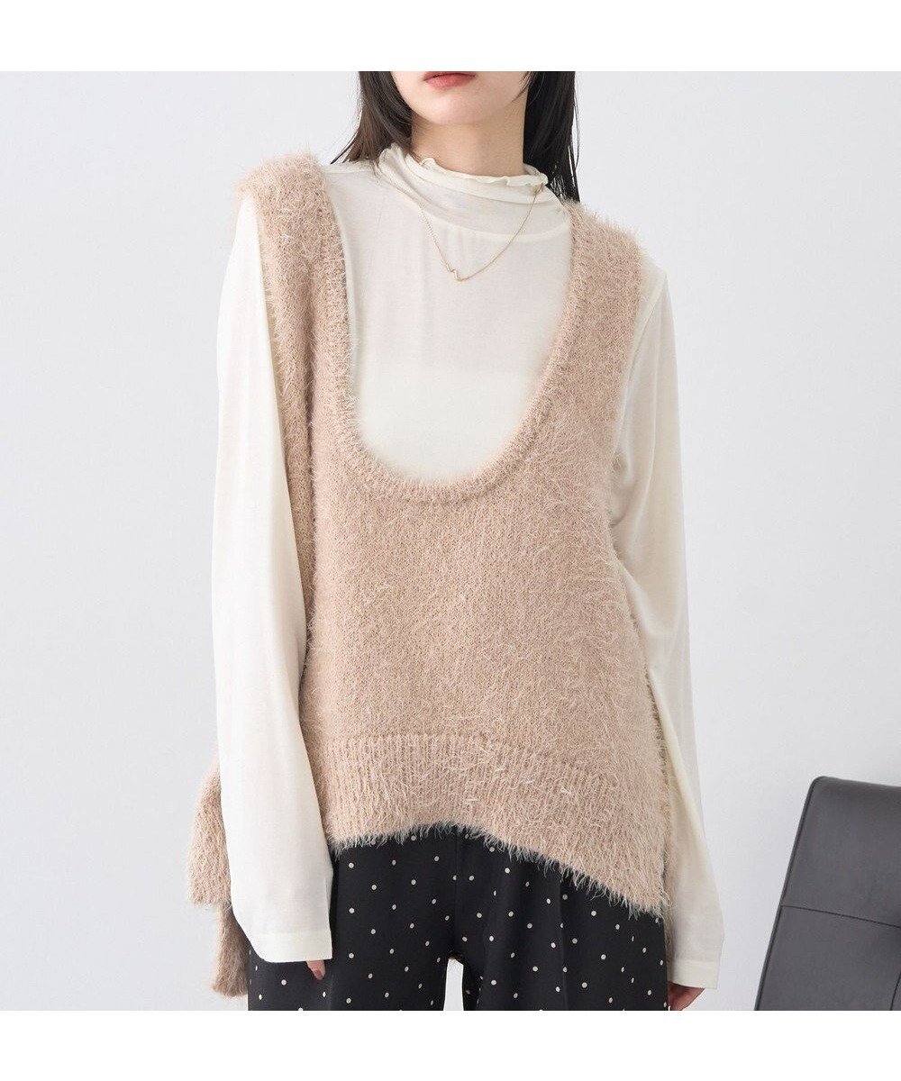 【アースミュージックアンドエコロジー/earth music&ecology】のフェザーUネックニットベスト インテリア・キッズ・メンズ・レディースファッション・服の通販 founy(ファニー) ファッション Fashion レディースファッション Fashion for Women アウター Coat / Outerwear Collection トップス・カットソー Cut & Sew Tops ニット Knit Tops & Sweaters ベスト&ジレ / 重ね着スタイル Vests & Gilets インナー Innerwear シンプル Simple, Minimal フェザー Feather, Feather Detail フェザーヤーン Feather Yarn, Fluffy Yarn ベスト Vest, Waistcoat ボックス Boxy, Box Shape ポケット Pocket, Pocket Detail ロング Long, Long-Length A/W・秋冬 Autumn/Winter Light Beige|ID: prp329100004714254 ipo3291000000035802031