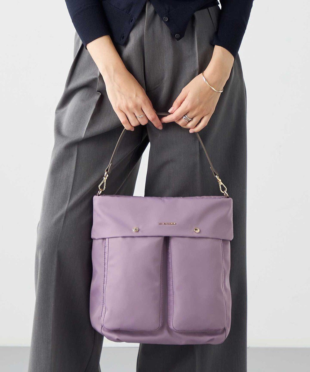 【ラ バガジェリー/LA BAGAGERIE】のダブルフロントポケット2WAYビッグショルダー インテリア・キッズ・メンズ・レディースファッション・服の通販 founy(ファニー) ファッション Fashion レディースファッション Fashion for Women ショルダー Shoulder, Shoulder Strap シンプル Simple, Minimal スマート Smart, Elegant ダブル Double, Double-Breasted ビッグ Big, Oversized フロント Front, Front Design ポケット Pocket, Pocket Detail マグネット Magnet, Magnetic Closure ライトパープル|ID: prp329100004714259 ipo3291000000034426369