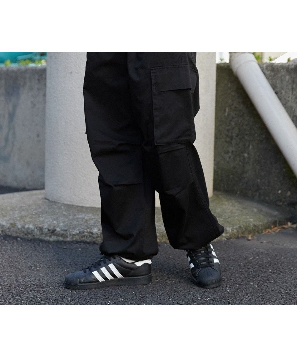 【ウィゴー/WEGO / MEN】の【ウエストゴム/SMLサイズ展開】イージーワイドカーゴパンツ インテリア・キッズ・メンズ・レディースファッション・服の通販 founy(ファニー) 　ファッション　Fashion　メンズファッション　Fashion for Men　ボトムス　Bottoms　春　Spring　秋　Autumn　グラフィック　Graphic, Graphic Design　スマホ　Smartphone, Mobile Device　チェック　Check, Plaid, Tartan　ドローコード　Drawcord, Drawstring Cord　ベスト　Vest, Waistcoat　ミリタリー　Military, Army Style　ワイド　Wide, Wide Fit　冬　Winter / This Winter　S/S・春夏　SS, Spring/Summer, Warm Season　おすすめ　Recommended / Our Picks　夏　Summer　ブラック|ID: prp329100004714350 ipo3291000000034058930