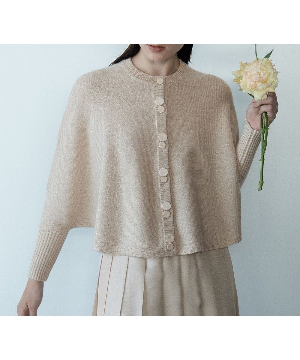 【自由区/JIYU-KU】の【カトリエムブーケ】Soyeux touche ポンチョニット インテリア・キッズ・メンズ・レディースファッション・服の通販 founy(ファニー) ファッション Fashion レディースファッション Fashion for Women アウター Coat / Outerwear Collection ポンチョ・ケープコート Ponchos & Capes トップス・カットソー Cut & Sew Tops ニット Knit Tops & Sweaters なめらか Smooth, Silky Texture セーター Sweater, Knitwear ドレープ Drape, Draping Fabric A/W・秋冬 Autumn/Winter エクリュ|ID: prp329100004714391 ipo3291000000034283079