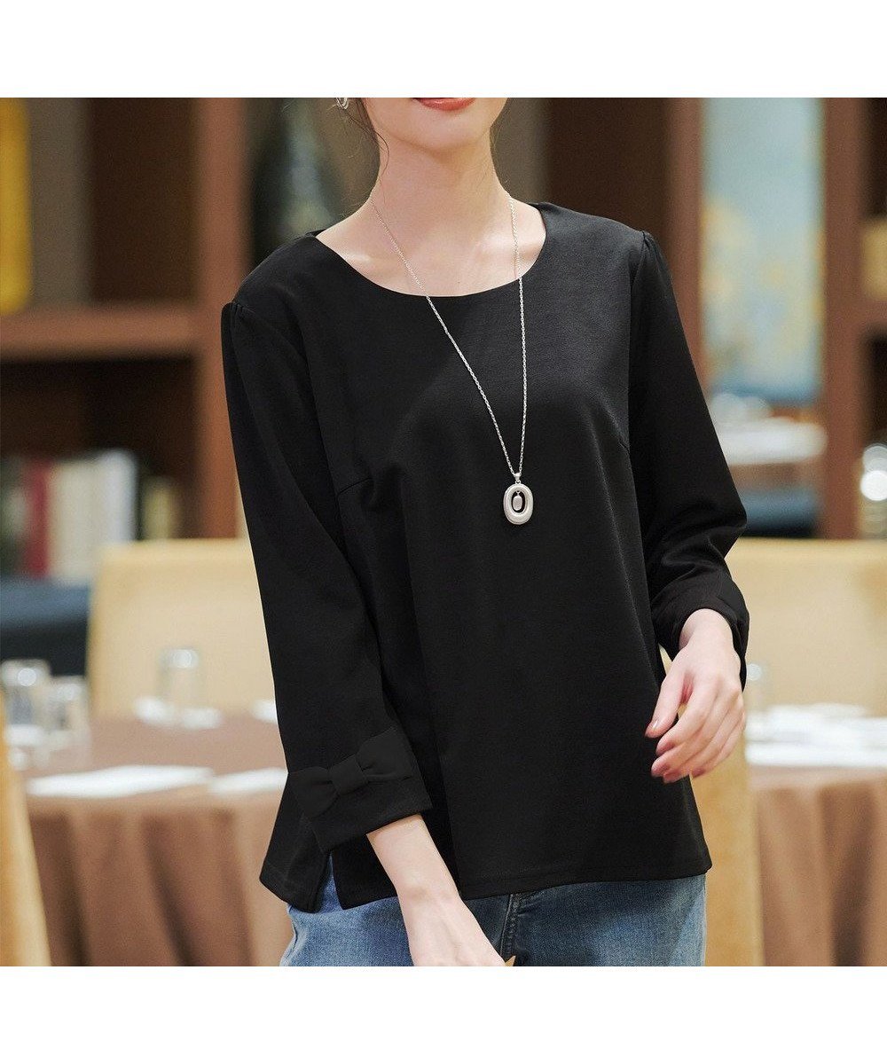 【ティアクラッセ/Tiaclasse】の【洗える】リボン袖ポンチトップス インテリア・キッズ・メンズ・レディースファッション・服の通販 founy(ファニー) ファッション Fashion レディースファッション Fashion for Women トップス・カットソー Cut & Sew Tops シャツ・ブラウス・オフィスカジュアル Elegant Blouses & Button-Ups ロングTシャツ・Tシャツ Longline T-Shirts & Tees カットソー・ベーシックTシャツ Cut-and-Sewn Tops / Stretch Tees & Basics アクセサリー Fashion Accessories 洗える Machine Washable カットソー Cut and Sewn Top コンパクト Compact, Small Size シューズ Shoes, Footwear シンプル Simple, Minimal バランス Balance, Style Balance フェミニン Feminine, Girly ポケット Pocket, Pocket Detail ラウンド Round, Round Neck リボン Ribbon, Bow A/W・秋冬 Autumn/Winter 再入荷 Restock / Back in Stock エレガント 上品 Elegant 新作・新入荷 New Arrivals / New In ブラック|ID: prp329100004714402 ipo3291000000034244200