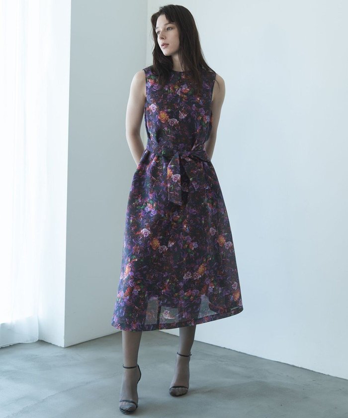 【自由区/JIYU-KU】の【カトリエムブーケ】Orchidee フラワープリントフレアワンピース インテリア・キッズ・メンズ・レディースファッション・服の通販 founy(ファニー) https://founy.com/ ファッション Fashion レディースファッション Fashion for Women ワンピース Dresses 新作・新入荷 New Arrivals / New In オーガンジー Organza Fabric クリスマス X'mas Christmas / X'mas シアー Sheer, See-Through パープル Purple, Violet フォルム Silhouette, Form フレア Flare, Flared プリント Print, Printed Pattern ローズ Rose, Rose Motif A/W・秋冬 Autumn/Winter |ID: prp329100004715683 ipo3291000000034070175