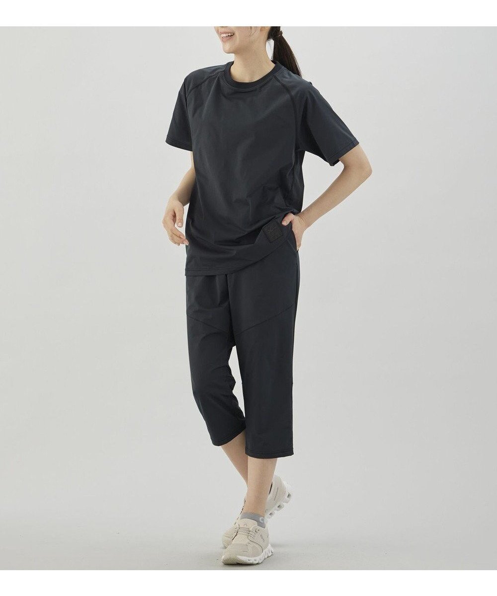 【シーダブリューエックス/CW-X】の【WOMEN】 CW-X ボトムス ハイゲージニットパンツ 7分丈 UVカット率90%以上(本体) 吸汗速乾(本体) レディース DHY377 /ワコール インテリア・キッズ・メンズ・レディースファッション・服の通販 founy(ファニー) 　ファッション　Fashion　レディースファッション　Fashion for Women　パンツ　Pants & Trousers　ポケット　Pocket, Pocket Detail　ブラック|ID: prp329100004715704 ipo3291000000034070361