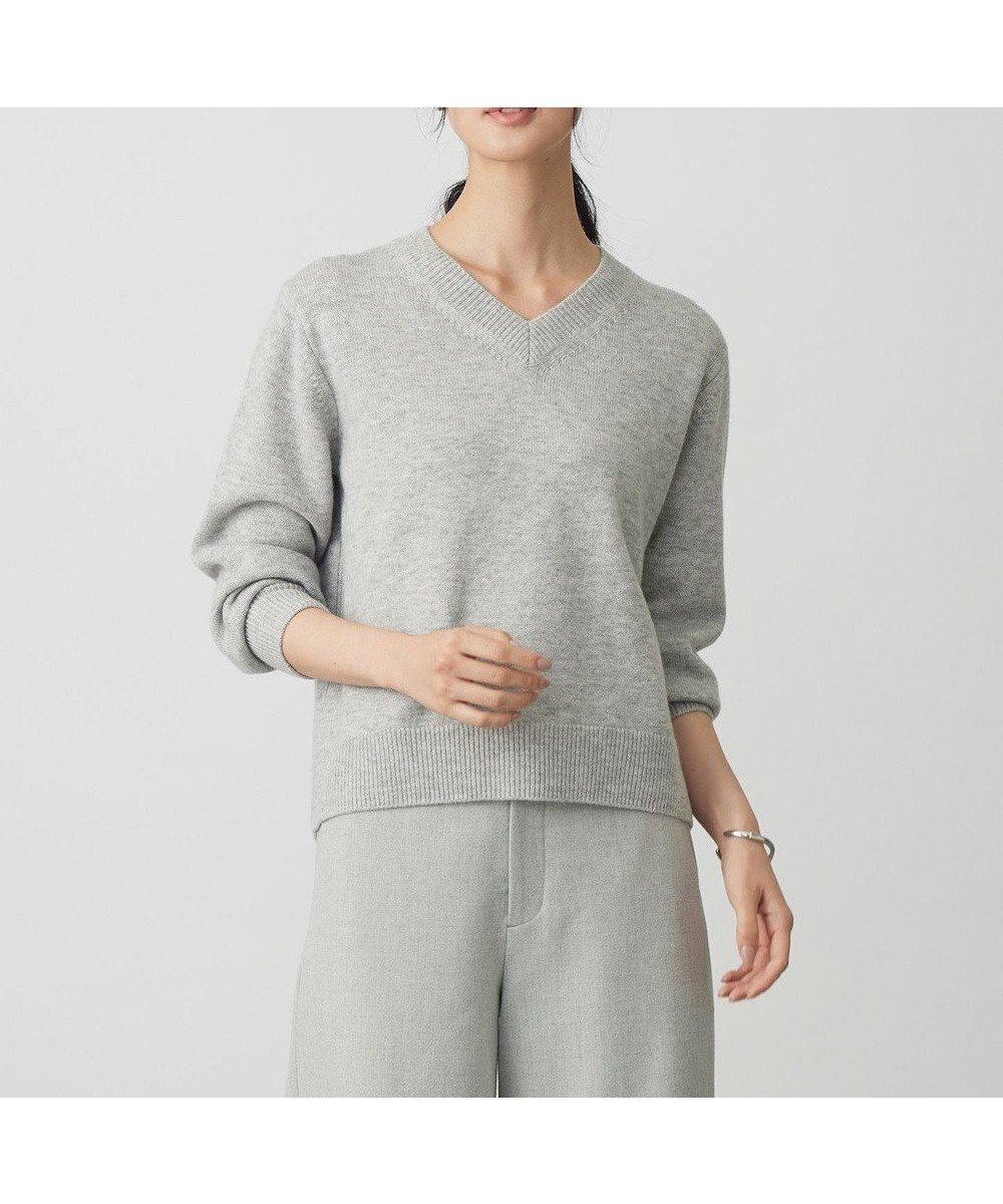 【ジェイ プレス/J.PRESS】のCASHBIT NEO Vネック ニット インテリア・キッズ・メンズ・レディースファッション・服の通販 founy(ファニー) ファッション Fashion レディースファッション Fashion for Women トップス・カットソー Cut & Sew Tops ニット Knit Tops & Sweaters Vネックトップス V-Neck Tops / V-Cut Neckline Shirts エレガント 上品 Elegant シンプル Simple, Minimal セーター Sweater, Knitwear ベーシック Basic, Essential A/W・秋冬 Autumn/Winter ライトグレー系|ID: prp329100004715707 ipo3291000000034070374