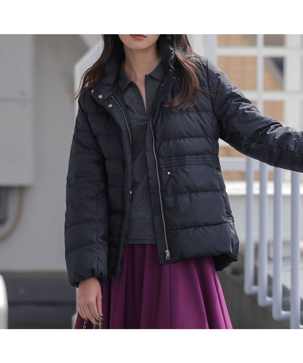 【組曲/KUMIKYOKU】のライトタフタショート ダウン インテリア・キッズ・メンズ・レディースファッション・服の通販 founy(ファニー) 　ファッション　Fashion　レディースファッション　Fashion for Women　アウター　Coat / Outerwear Collection　コート・ロングコート・ピーコート　Long Coats, Peacoats & More　レディースジャケット・軽アウター　Jackets　軽量　Lightweight, Ultra Light　ショート　Short, Short Length　シンプル　Simple, Minimal　ジャケット　Jacket, Outerwear　スタンド　Stand Collar, Upright Stand　タフタ　Taffeta, Structured Fabric　ダウン　Down, Puffer　ツイード　Twill, Twill Weave　定番　Standard, Basic Item　バランス　Balance, Style Balance　パターン　Pattern, Design Print　プリント　Print, Printed Pattern　防寒　Cold Protection, Winter-Ready　無地　Plain, Solid Color　リラックス　Relax, Relaxed Fit　ワイド　Wide, Wide Fit　冬　Winter / This Winter　A/W・秋冬　Autumn/Winter　エレガント 上品　Elegant　ブラック系|ID: prp329100004715708 ipo3291000000034092564