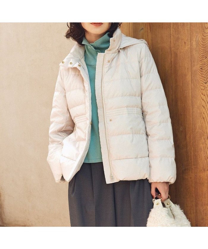 【組曲/KUMIKYOKU】のライトタフタショート ダウン インテリア・キッズ・メンズ・レディースファッション・服の通販 founy(ファニー) https://founy.com/ ファッション Fashion レディースファッション Fashion for Women アウター Coat / Outerwear Collection コート・ロングコート・ピーコート Long Coats, Peacoats & More レディースジャケット・軽アウター Jackets 軽量 Lightweight, Ultra Light ショート Short, Short Length シンプル Simple, Minimal ジャケット Jacket, Outerwear スタンド Stand Collar, Upright Stand タフタ Taffeta, Structured Fabric ダウン Down, Puffer ツイード Twill, Twill Weave 定番 Standard, Basic Item バランス Balance, Style Balance パターン Pattern, Design Print プリント Print, Printed Pattern 防寒 Cold Protection, Winter-Ready 無地 Plain, Solid Color リラックス Relax, Relaxed Fit ワイド Wide, Wide Fit 冬 Winter / This Winter A/W・秋冬 Autumn/Winter エレガント 上品 Elegant |ID: prp329100004715708 ipo3291000000034607924