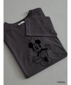 【テチチ/Te chichi】の【Disney】ミッキー/フロッキープリントロンT 人気、トレンドファッション・服の通販 founy(ファニー) ファッション Fashion レディースファッション Fashion for Women トップス・カットソー Cut & Sew Tops シャツ・ブラウス・オフィスカジュアル Elegant Blouses & Button-Ups ロングTシャツ・Tシャツ Longline T-Shirts & Tees カットソー・ベーシックTシャツ Cut-and-Sewn Tops / Stretch Tees & Basics おすすめ Recommended / Our Picks カットソー Cut and Sewn Top キャラクター Character, Licensed Characters ジャケット Jacket, Outerwear デニム Denim, Jeans Material 夏 Summer S/S・春夏 SS, Spring/Summer, Warm Season A/W・秋冬 Autumn/Winter thumbnail チャコールグレー|ID: prp329100004716860 ipo3291000000034270164