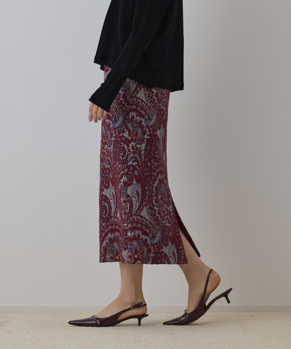 【グレース コンチネンタル/GRACE CONTINENTAL】のラメペイズリージャガードスカート インテリア・キッズ・メンズ・レディースファッション・服の通販 founy(ファニー) 　ファッション　Fashion　レディースファッション　Fashion for Women　スカート　Skirts　イタリア　Italy　エレガント 上品　Elegant　スマート　Smart, Elegant　スリット　Slit, Slit Detail　タイトスカート　Pencil Skirt, Tight Skirt　A/W・秋冬　Autumn/Winter　ボルドー|ID: prp329100004716885 ipo3291000000034080470