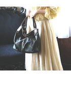 【レガロフェリーチェ/Regalo Felice】の【軽量 / たっぷり大容量】トート / REGALO 人気、トレンドファッション・服の通販 founy(ファニー) ファッション Fashion レディースファッション Fashion for Women バッグ Bags 軽量 Lightweight, Ultra Light スマホ Smartphone, Mobile Device フォルム Silhouette, Form ボトム Bottoms, Lower Wear ポケット Pocket, Pocket Detail リップ Lip, Lip Motif おすすめ Recommended / Our Picks 旅行 Travel ビジネス 仕事 通勤 Business / Work / Commuting thumbnail OLC|ID: prp329100004716986 ipo3291000000034114592