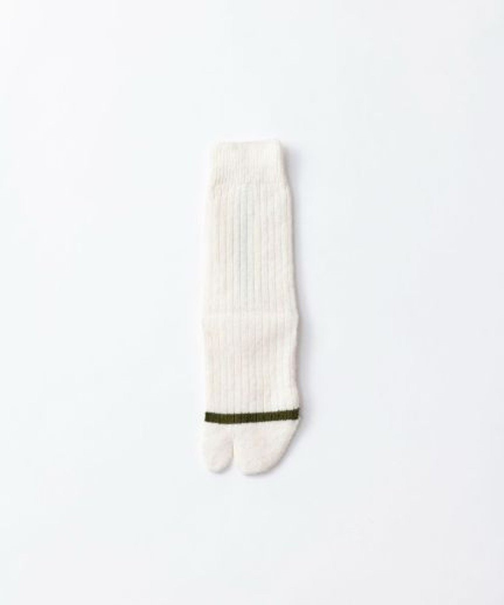 【トリコテ/Tricote】のRIB LINE SOCKS/リブラインソックス インテリア・キッズ・メンズ・レディースファッション・服の通販 founy(ファニー)  ファッション Fashion レディースファッション Fashion for Women パンツ Pants & Trousers ソックス&靴下 Socks & Hosiery レギンス Leggings & Stretch Pants レッグウェア・ストッキング Legwear & Hosiery おすすめ Recommended / Our Picks センター Center, Center Line タンブラー Tumbler, Travel Mug レギンス Leggings, Stretch Pants ワンポイント One Point, Statement Accent エレガント 上品 Elegant A/W・秋冬 Autumn/Winter 90WHITE|ID: prp329100004718210 ipo3291000000034301334