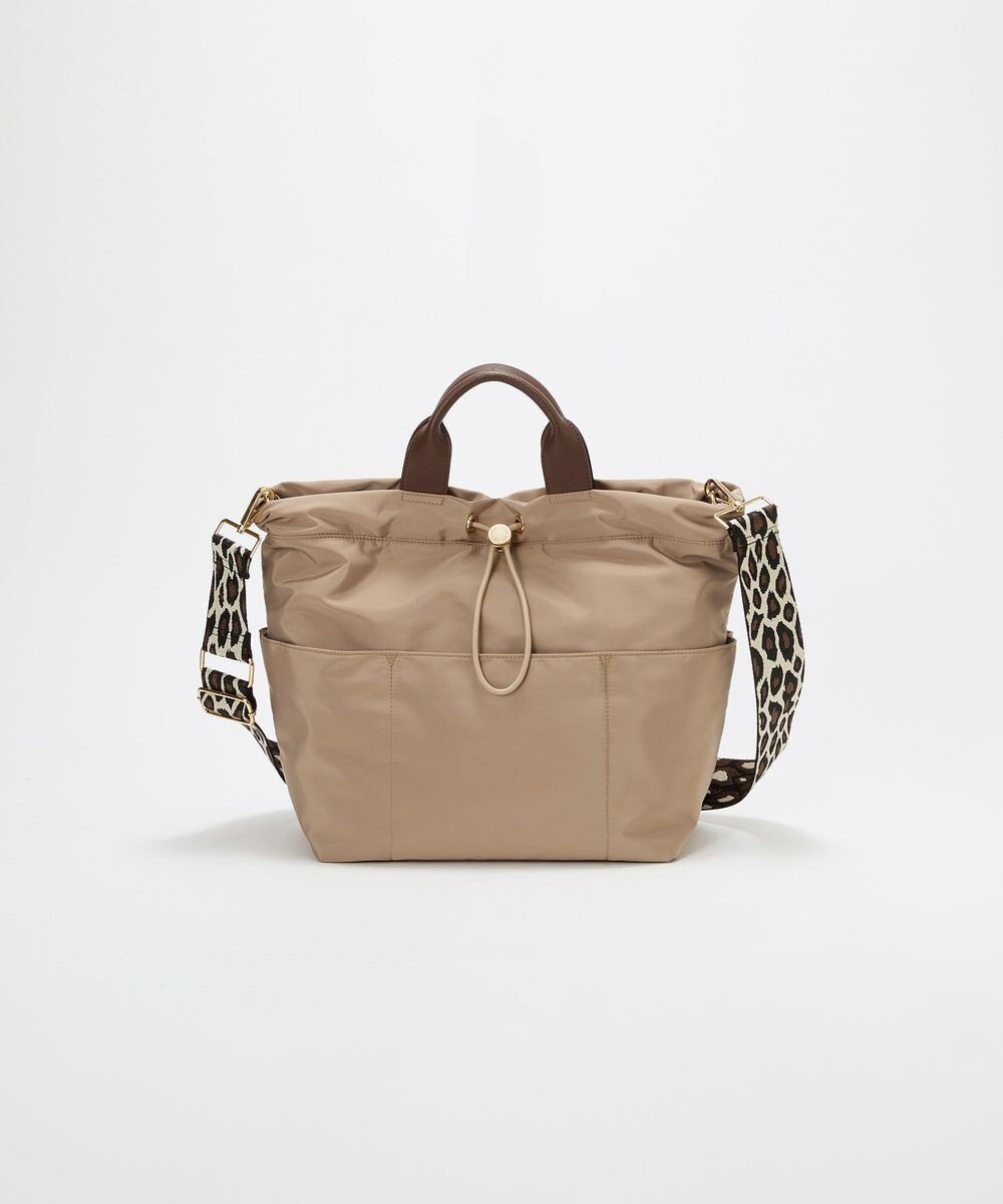 【トプカピ/TOPKAPI】の【TREASURE TOPKAPI】ナイロン パターンベルト付き 2way トートバッグ / 8ポケット インテリア・キッズ・メンズ・レディースファッション・服の通販 founy(ファニー) ファッション Fashion レディースファッション Fashion for Women バッグ Bags ベルト&ウエストマーク Belts & Waist Accessories ショルダー Shoulder, Shoulder Strap シンプル Simple, Minimal パターン Pattern, Design Print ポケット Pocket, Pocket Detail レオパード Leopard, Animal Print エレガント 上品 Elegant 巾着 Drawstring Bag, Kinchaku ビジネス 仕事 通勤 Business / Work / Commuting ベージュ|ID: prp329100004719516 ipo3291000000034103951