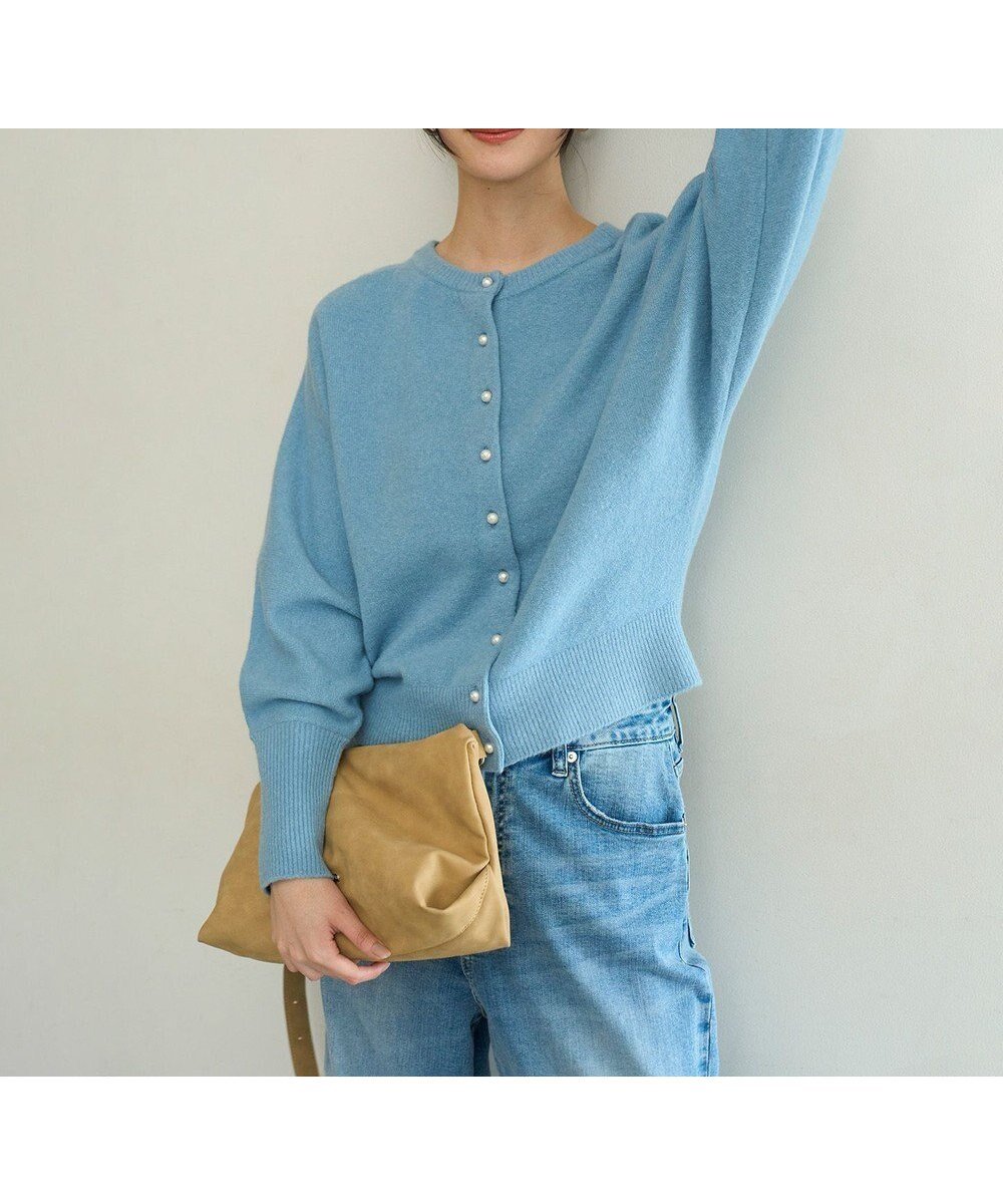 【アンフィーロ 自由区/UNFILO】の【前後着用 可能】ふわふわニット 2WAY パールボタンカーディガン インテリア・キッズ・メンズ・レディースファッション・服の通販 founy(ファニー) ファッション Fashion レディースファッション Fashion for Women トップス・カットソー Cut & Sew Tops ニット Knit Tops & Sweaters カーディガン・羽織り Layered Style Cardigans アンゴラ Angora Knitwear ウォッシャブル Machine Washable カーディガン Cardigan, Knitwear ストレッチ Stretch, Stretchy Fabric パール Pearl, Pearl Accent リラックス Relax, Relaxed Fit エレガント 上品 Elegant 抗菌 Antibacterial, Bacteria-Resistant A/W・秋冬 Autumn/Winter サックス|ID: prp329100004719545 ipo3291000000034180409