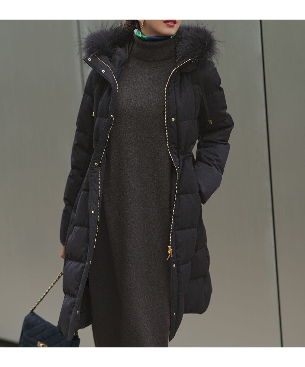 【23区/NIJYUSANKU】の【撥水加工】ブライトウール ロングダウンコート インテリア・キッズ・メンズ・レディースファッション・服の通販 founy(ファニー) ファッション Fashion レディースファッション Fashion for Women アウター Coat / Outerwear Collection コート・ロングコート・ピーコート Long Coats, Peacoats & More レディースジャケット・軽アウター Jackets ダウンジャケット・軽量ダウン Warm & Lightweight Down Jackets エレガント 上品 Elegant ジャケット Jacket, Outerwear ストレッチ Stretch, Stretchy Fabric ダウン Down, Puffer ドローコード Drawcord, Drawstring Cord フロント Front, Front Design 別注 Limited Edition, Custom Order 防寒 Cold Protection, Winter-Ready ミックス Mix, Mixed Style 冬 Winter / This Winter A/W・秋冬 Autumn/Winter 2025年 2025 2025-2026秋冬・A/W Autumn/Winter 2025–26 AW25–26 グレー系|ID: prp329100004719546 ipo3291000000034619930