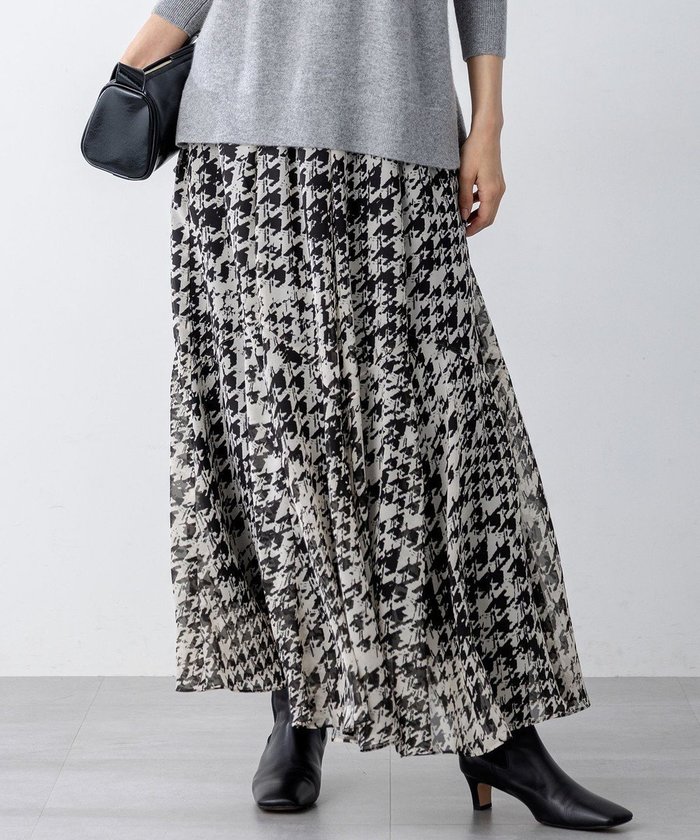 【23区/NIJYUSANKU】の【洗える】ハウンドトゥースアートプリント ギャザー スカート インテリア・キッズ・メンズ・レディースファッション・服の通販 founy(ファニー) https://founy.com/ ファッション Fashion レディースファッション Fashion for Women スカート Skirts イレギュラー Irregular Design インポート Imported Fashion ヴィンテージ Vintage Style 洗える Machine Washable ギャザー Gathered, Ruffled クラシック Classic, Timeless Style シアー Sheer, See-Through バランス Balance, Style Balance フランス France, French フレア Flare, Flared プリント Print, Printed Pattern モダン Modern, Contemporary モノトーン Monotone, Black and White A/W・秋冬 Autumn/Winter 冬 Winter / This Winter 2025年 2025 2025-2026秋冬・A/W Autumn/Winter 2025–26 AW25–26 |ID: prp329100004719559 ipo3291000000035607164
