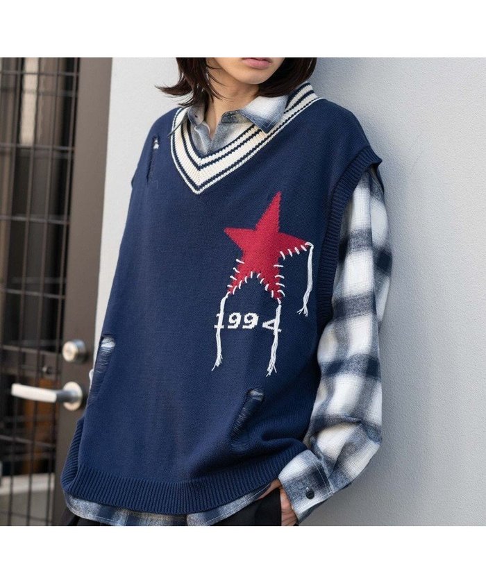 【ウィゴー/WEGO / MEN】のダメージチルデンベスト インテリア・キッズ・メンズ・レディースファッション・服の通販 founy(ファニー) https://founy.com/ ファッション Fashion メンズファッション Fashion for Men トップス・カットソー Cut & Sew Tops ベスト・ジレ Vests & Gilets 秋 Autumn カーゴパンツ Cargo Pants, Utility Pants ショーツ Shorts, Short Pants シンプル Simple, Minimal スマホ Smartphone, Mobile Device ダメージ Distressed, Destroyed デニム Denim, Jeans Material ベスト Vest, Waistcoat ベーシック Basic, Essential ルーズ Loose, Oversized 冬 Winter / This Winter A/W・秋冬 Autumn/Winter 新作・新入荷 New Arrivals / New In おすすめ Recommended / Our Picks |ID: prp329100004719647 ipo3291000000034104670