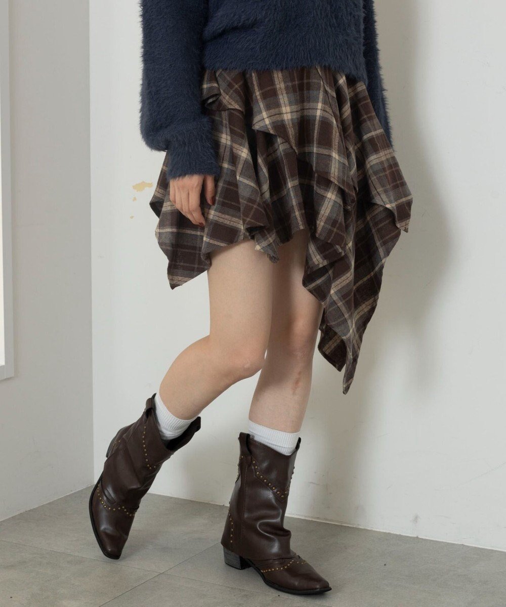 【ウィゴー/WEGO】のアシンメトリーチェックミニスカパン インテリア・キッズ・メンズ・レディースファッション・服の通販 founy(ファニー) 　ファッション　Fashion　レディースファッション　Fashion for Women　スカート　Skirts　クラシック　Classic, Timeless Style　ジャケット　Jacket, Outerwear　スウェット / スエット　Sweatshirt, Sweatwear　スマホ　Smartphone, Mobile Device　チェック　Check, Plaid, Tartan　トレンド　Trend, Trending Now　バランス　Balance, Style Balance　パーカー　Hoodie, Parka　A/W・秋冬　Autumn/Winter　ブラウン|ID: prp329100004719681 ipo3291000000034104801
