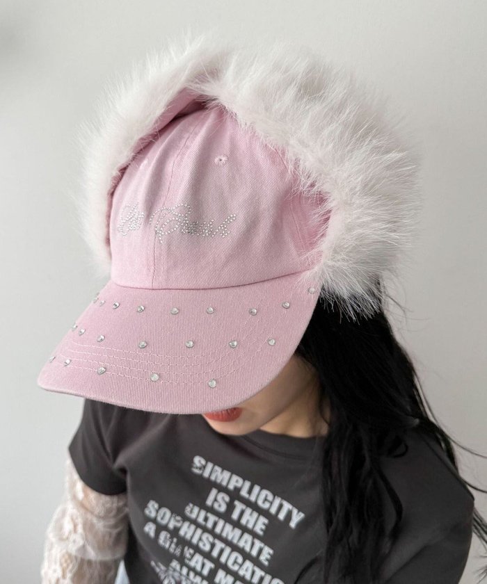 【ウィゴー/WEGO】のラインストーンドッグイヤーキャップ インテリア・キッズ・メンズ・レディースファッション・服の通販 founy(ファニー) https://founy.com/ ファッション Fashion レディースファッション Fashion for Women キャップ&ハット Hats & Caps キャップ Cap, Baseball Cap ストーン Stone, Gem-Like スマホ Smartphone, Mobile Device 冬 Winter / This Winter 帽子 Hat, Headwear |ID: prp329100004719685 ipo3291000000034104814