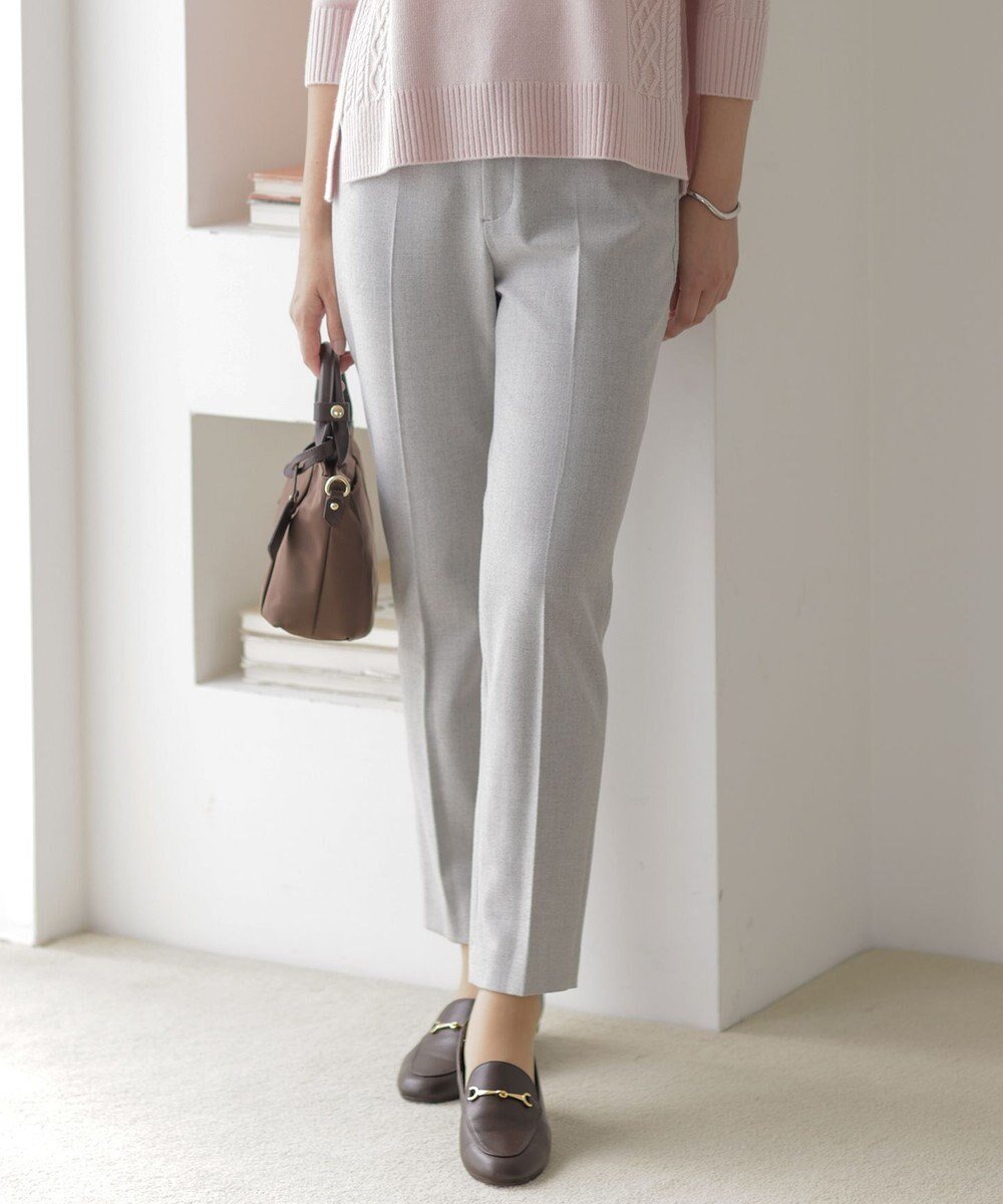 【ジェイ プレス/J.PRESS】のチェルビック テーパード パンツ インテリア・キッズ・メンズ・レディースファッション・服の通販 founy(ファニー) ファッション Fashion レディースファッション Fashion for Women パンツ Pants & Trousers シンプル Simple, Minimal ストレッチ Stretch, Stretchy Fabric センター Center, Center Line テーパード Tapered, Tapered Pants ピーチ Peach, Soft Touch 人気 Popular, Best Seller 定番 Standard, Basic Item A/W・秋冬 Autumn/Winter ライトグレー系|ID: prp329100004719688 ipo3291000000034413389